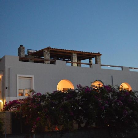 United Blue Resorts - White Sand Karteros Bagian luar foto