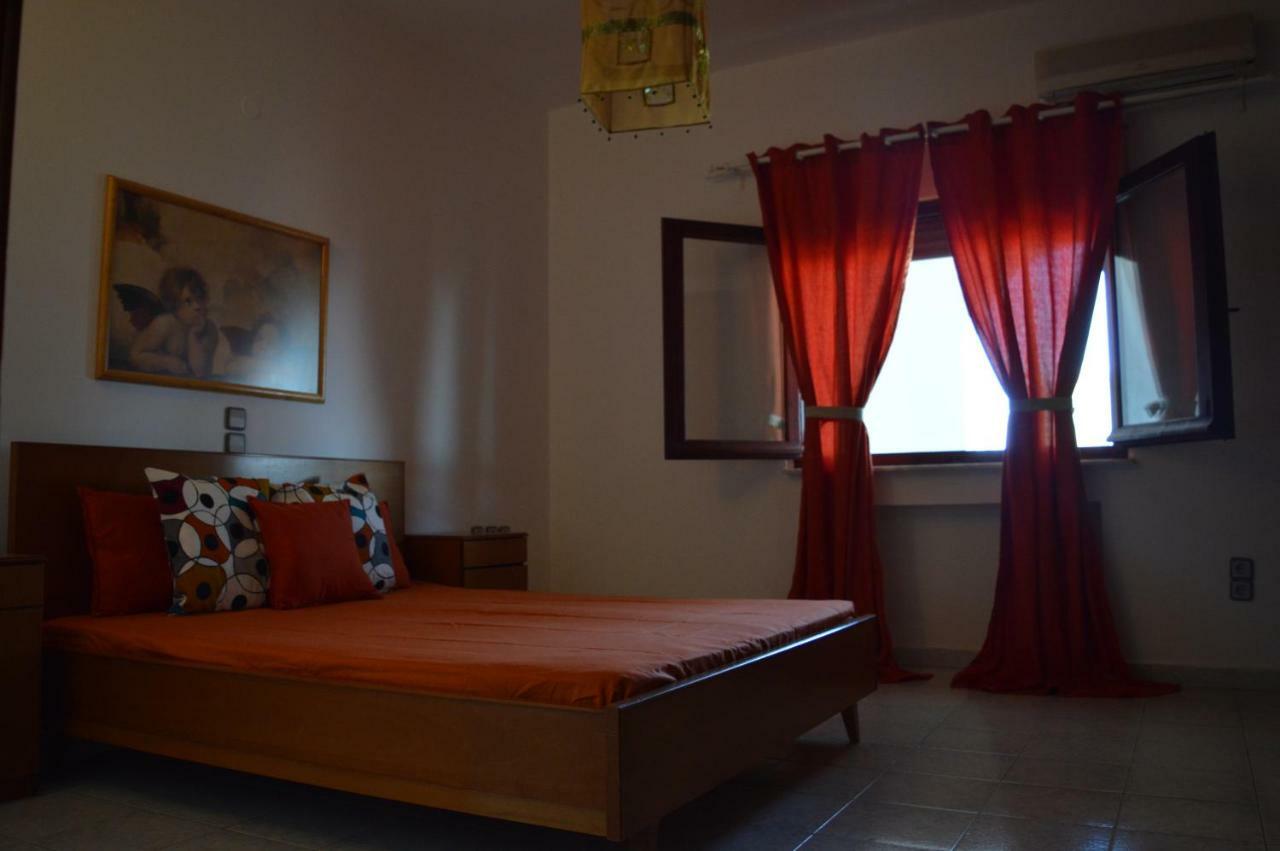 United Blue Resorts - White Sand Karteros Bagian luar foto