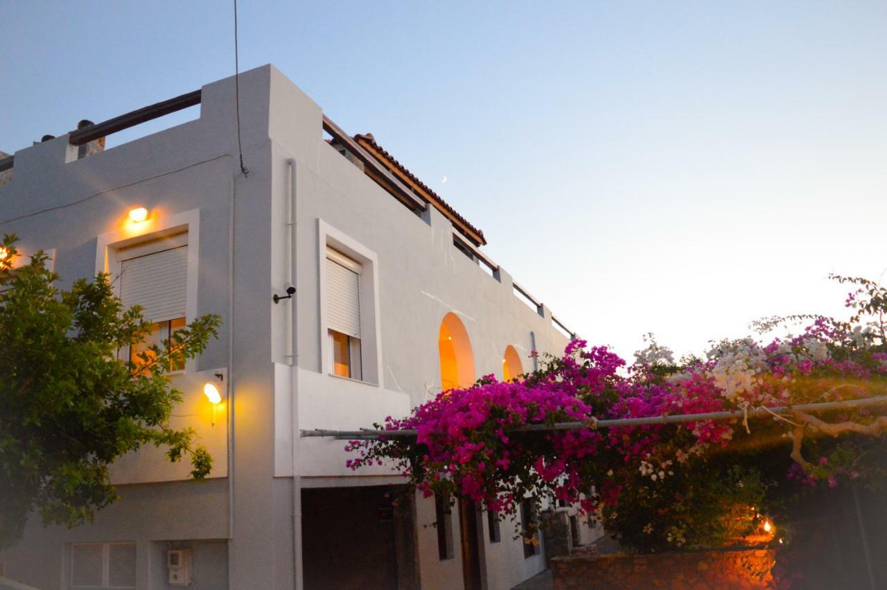 United Blue Resorts - White Sand Karteros Bagian luar foto
