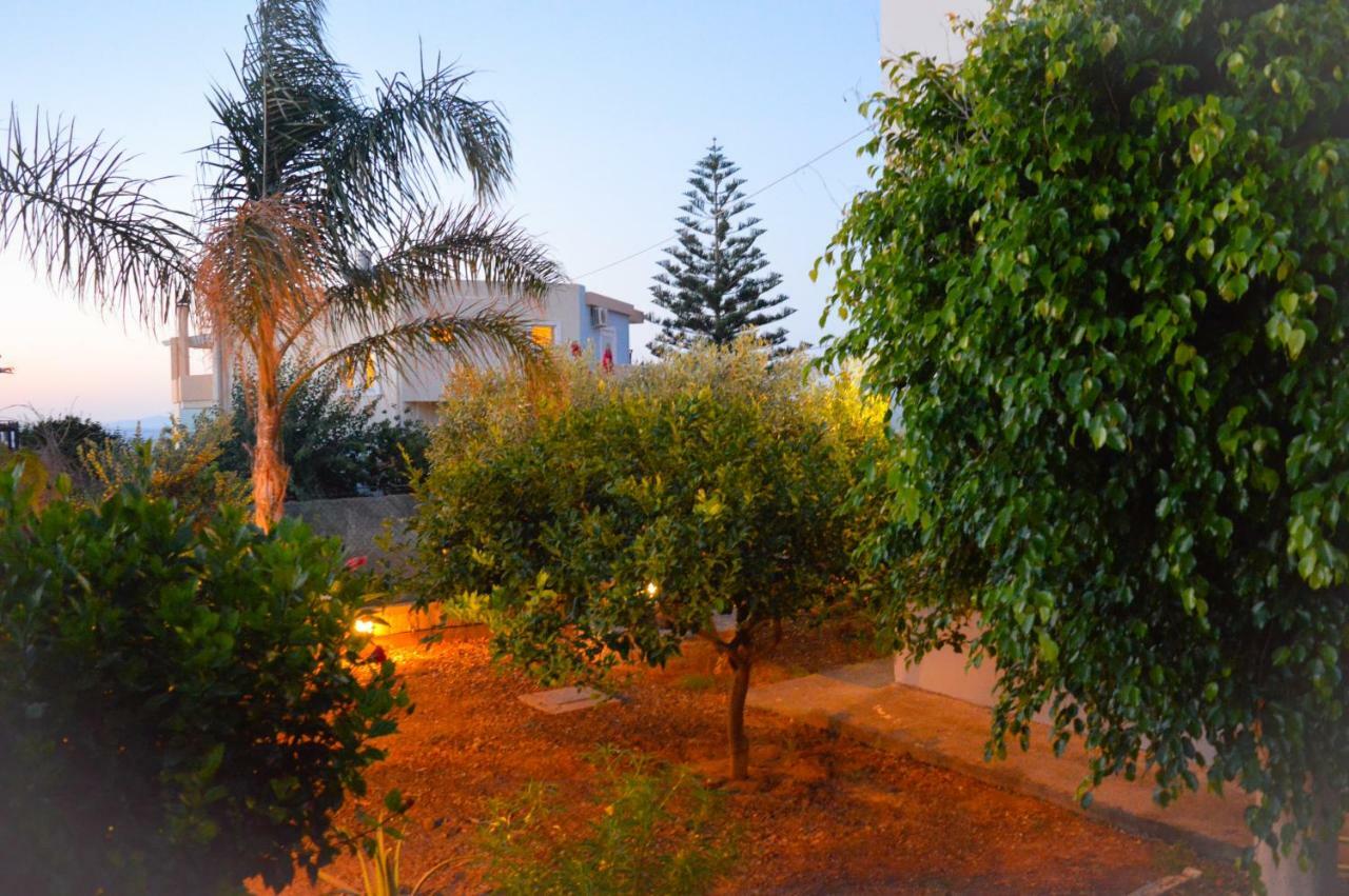 United Blue Resorts - White Sand Karteros Bagian luar foto